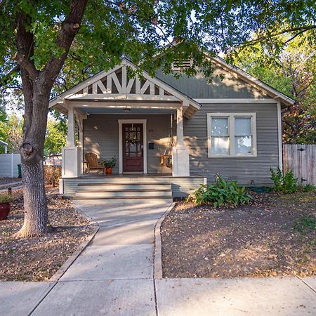 Chic Downtown Farmhouse With Garden And Bbq Grill San Antonio Buitenkant foto