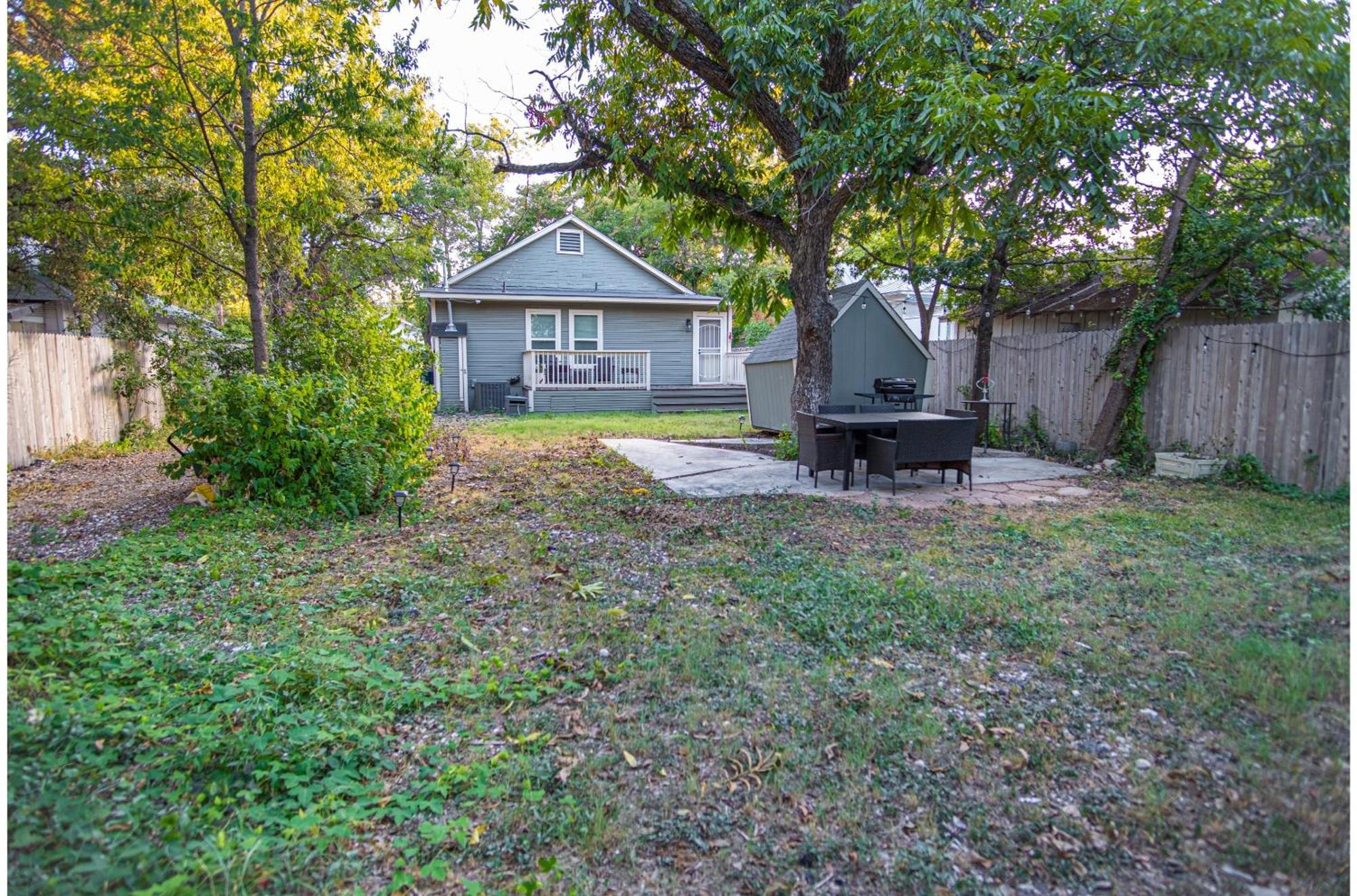 Chic Downtown Farmhouse With Garden And Bbq Grill San Antonio Buitenkant foto